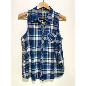 Guess button up studded shirt plaid spap nonsleeve western country rodeo women L